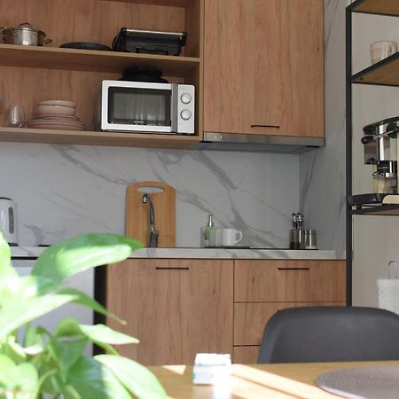 Feels Like Home Studio Apartments - Flh Albania Тирана Экстерьер фото