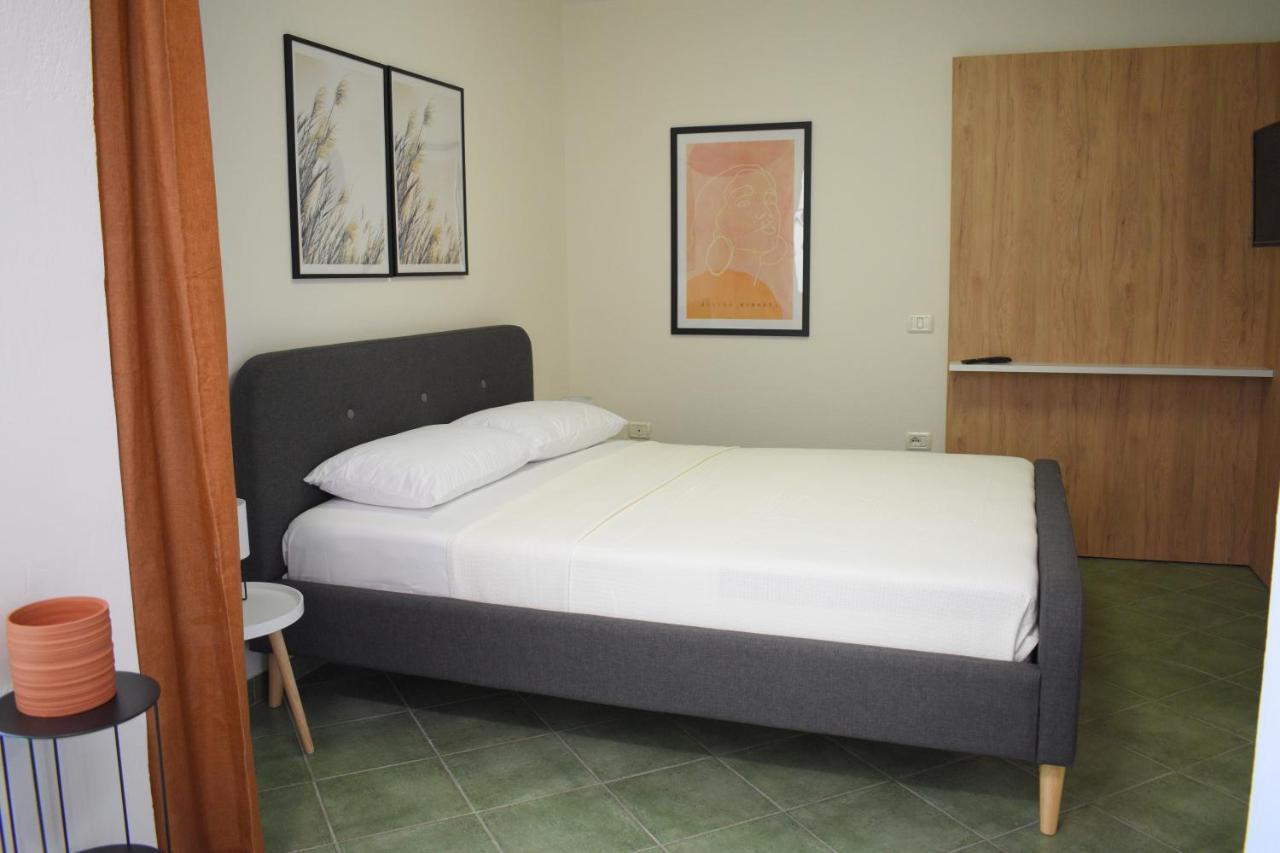 Feels Like Home Studio Apartments - Flh Albania Тирана Экстерьер фото