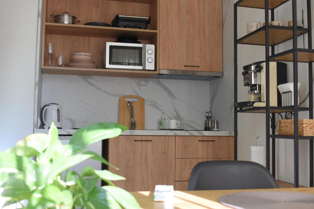 Feels Like Home Studio Apartments - Flh Albania Тирана Экстерьер фото